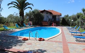 Villa Iatrou
